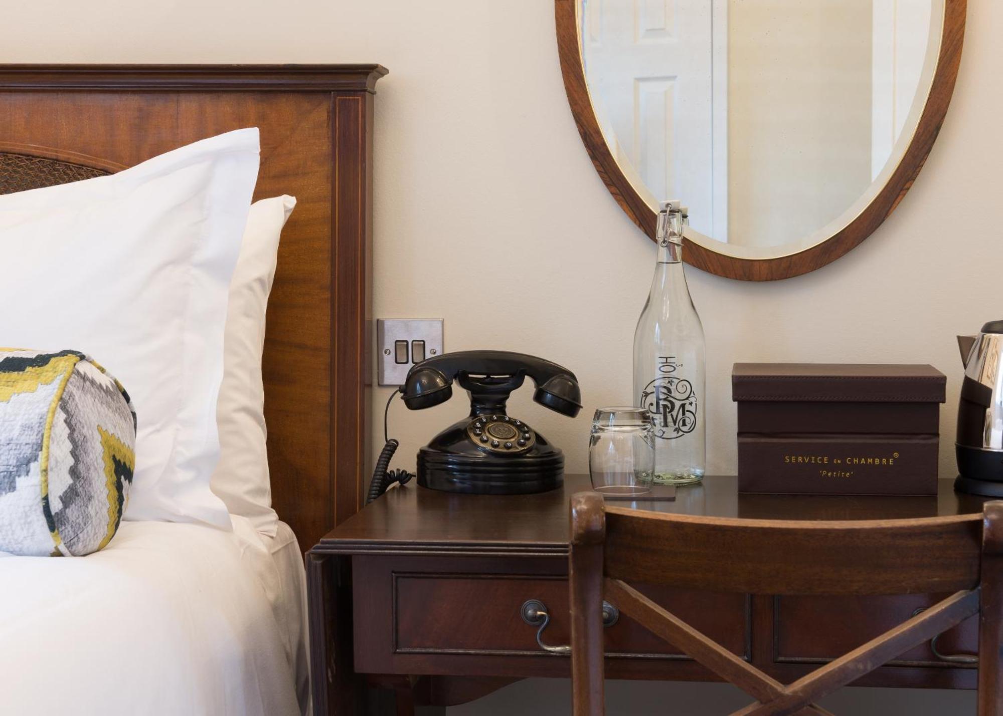 Burley Manor Otel Oda fotoğraf